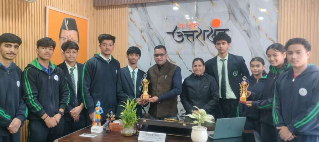 तीन छात्रों का उत्तराखंड नेटबॉल टीम में चयन, कोच भी बनीं चयनित